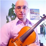 Profesor de violín integrante de la sinfónica de la unc, todas las edades. Clases presenciales o virtuales
Metodo de aprendizaje y repertorio adaptado a los requerimientos de cada alumno